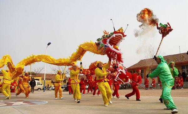 春节舞龙灯(江都岁时习俗)